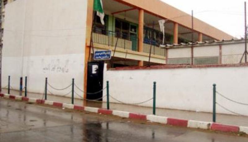 تلميذ‮ ''‬ينطح‮'' ‬مدير ثانوية ويُدخله المستشفى في‮ ‬باتنة