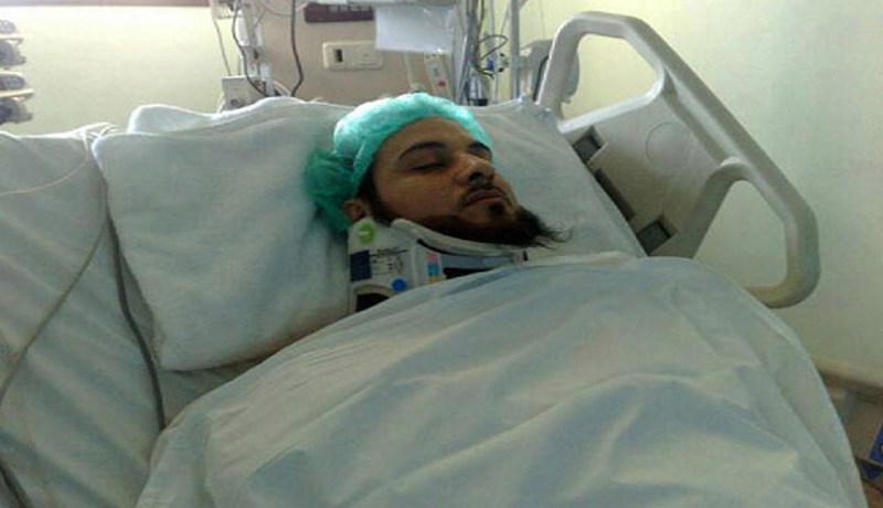 شاب عراقي يبرح الشيخ العريفي ضربا باستعمال الحذاء في بريطانيا