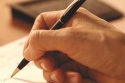 كاتب وروائي‮ ‬مشهور‮ ‬يعيش الجحيم في‮ ‬أولاد فايت‬