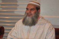 الفزازي يصف المغاربة المحتجين بالأنذال ويمجّد الملك محمد السادس