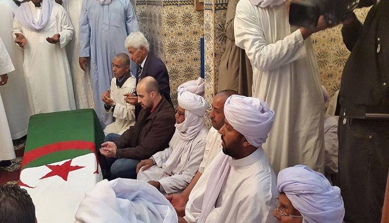 تشييع جنازة مولاي التهامي شيخ زاوية أوقديم في أدرار