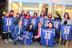 باقة من نخبة النساء الجزائريات يحضرن مباراة باريس سان جيرمان