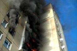 حريق مهول «يلتهم» عمارة بأكملها في مڤرة بالمسيلة