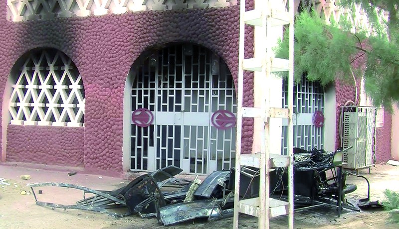 حريق مهول يلتهم مقر مندوبية الخطوط الجوية الجزائرية في أدرار