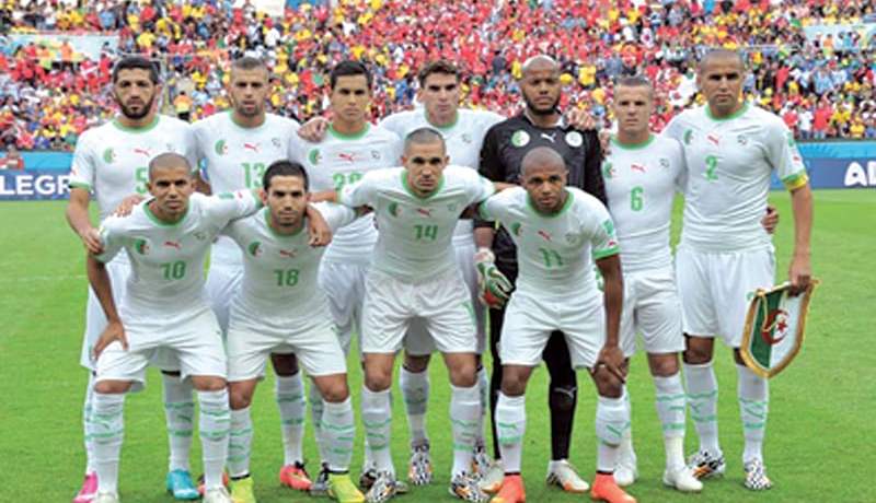 نهاية الشوط الاول  بتقدم المنتخب الجزائري