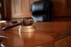 مناوشات بين كلونديستان وزبونه تنتهي باعتداء بشاقور على شرطي في وهران