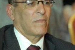 بطروني لاعب المنتخب الجزائري سابقا متهم بتهديد جاره
