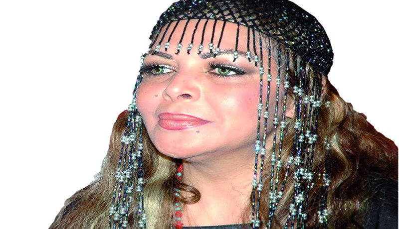 فلّة‮: ''‬عمري‮ 05 ‬سنة‮.. ‬أجريت عمليات تجميلية وأتمنّى أن أستعيد شكلي‮ ‬الأول‮''‬