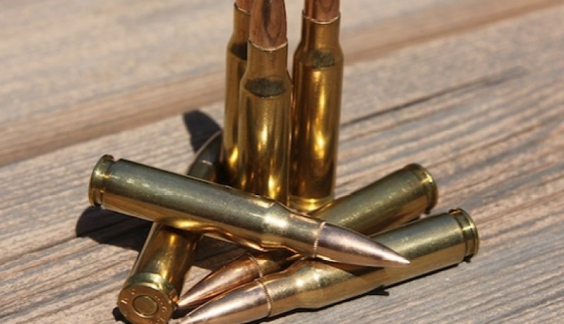 جمارك تيارت تحجز ذخيرة حية وخمورا مهربة وذهبا غير مدموغ