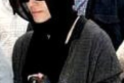 مادونا ترتدي‮ ‬الحجاب وتزور المسجد في‮ ‬اسطنبول برفقة صديقها الجزائري