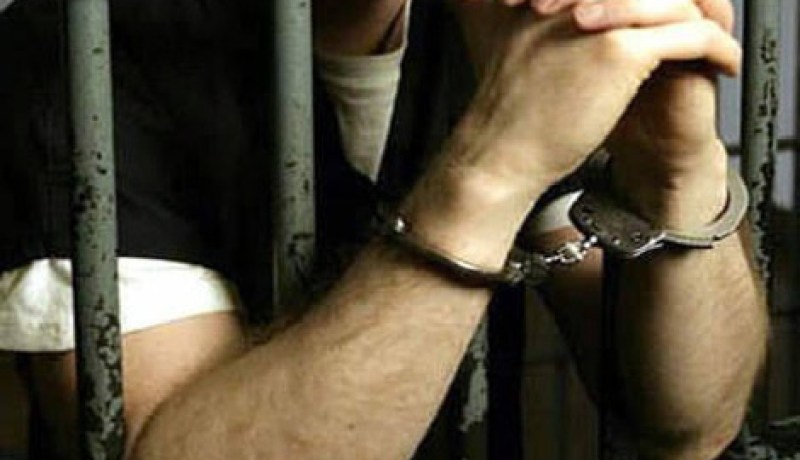 شاب يفرّ بـ”ليمينوت” من مركز الشرطة ومجهول يساعده في تقطيعها بالحراش