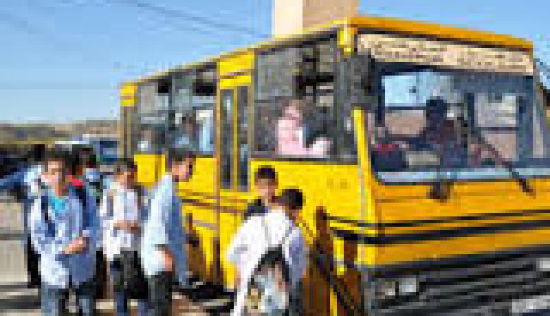 تلاميذ ينجون من الموت بأعجوبة على متن حافلة نقل مدرسي في ميلة