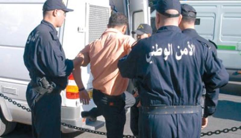 توقيف عوني أمن وتاجر بتهمة سرقة حديد مشروع 3000 سكن بوهران
