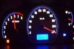 بالفيديو والصور.. 3 شبان يلتقطون السيلفي الأخير في حياتهم بسبب السرعة