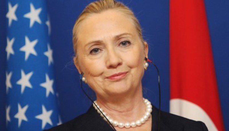 فيروس في المعدة يلغي زيارة كلينتون لتونس والمغرب