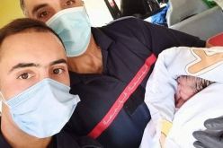 جيجل: عناصر الحماية تنجح في توليد إمرأة في سيارة إسعاف