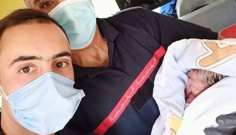 جيجل: عناصر الحماية تنجح في توليد إمرأة في سيارة إسعاف