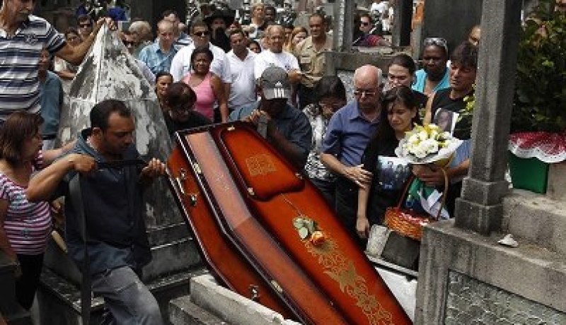 حصيلة احتراق الملهى الليلى في البرازيل بلغت 235 قتيلا