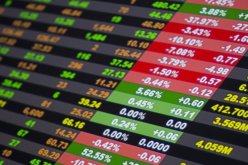 البورصة اليونانية تستأنف مداولاتها اليوم بعد خمسة أسابيع من الإغلاق