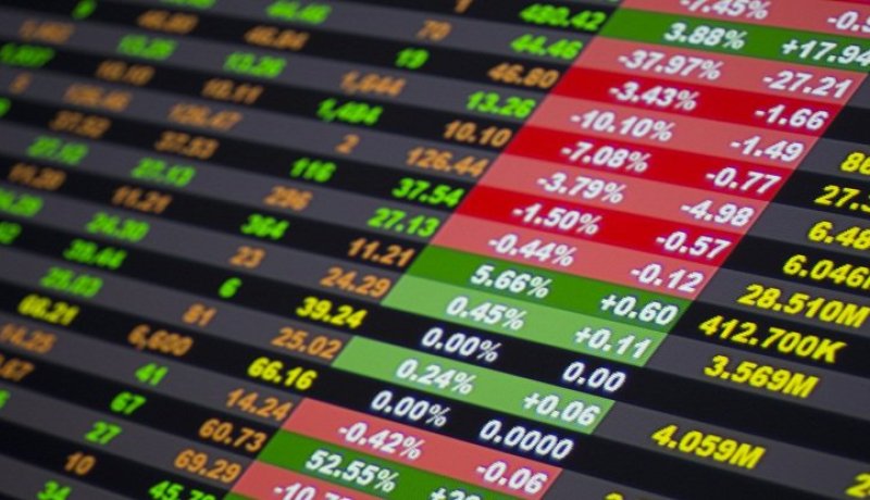 البورصة اليونانية تستأنف مداولاتها اليوم بعد خمسة أسابيع من الإغلاق