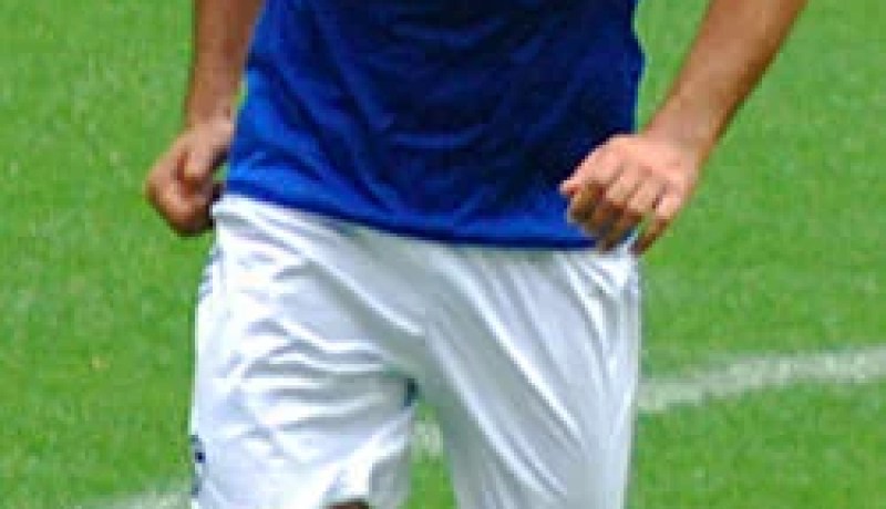 المهاجم الاسباني راؤول يغادر نادي شالك الألماني نهاية الموسم