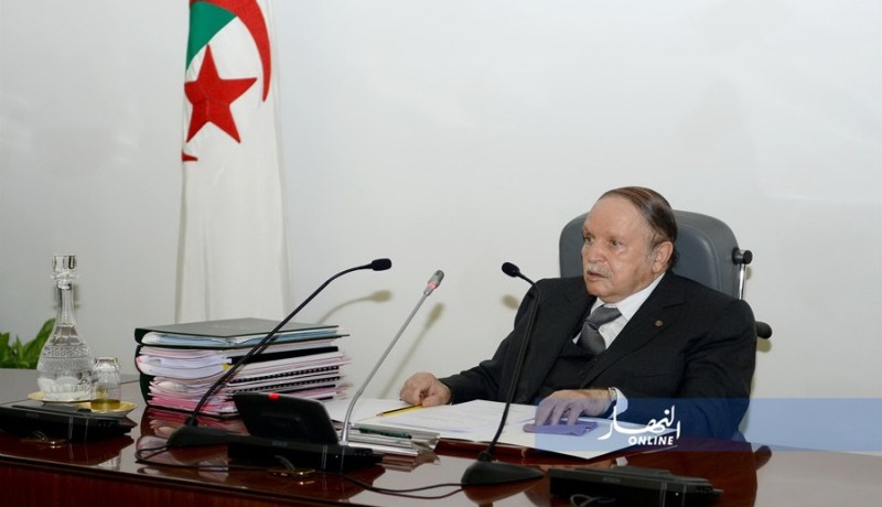 بوتفليقة: “فقدنا صديقا عزيزا ورفيقا وفيا.. الفقيد عبد العزيز معاوي نذر حياته لخدمة الوطن”