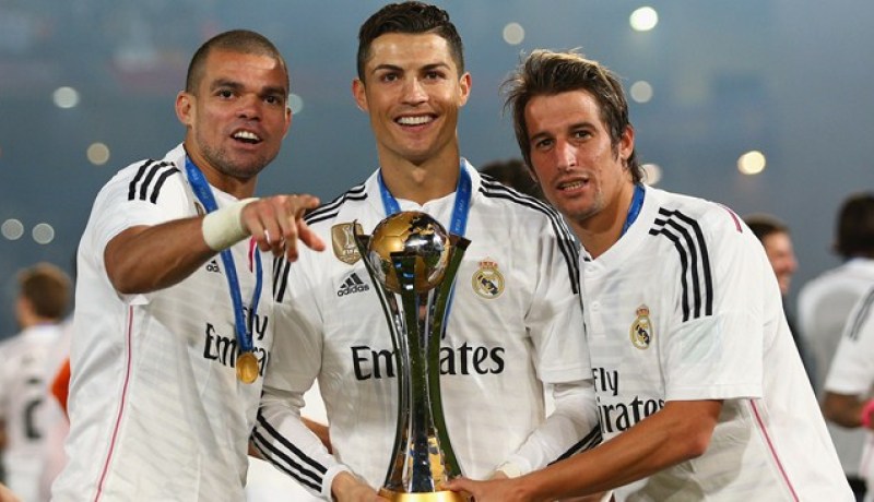 كريستيانو رونالدو يفوز بجائزة أفضل لاعب في كأس العالم للأندية 2016
