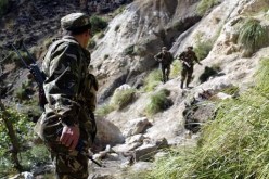 القضاء على إرهابي وحجز ذخيرة في جيجل واستسلام آخر في تمنراست