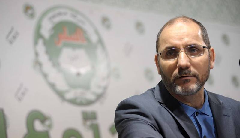 مقري يهنّئ الوزير الأول الجديد