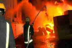 فلسطيني يطعن أبنائه الثلاثة ثم يضرم النّار في جسده بغزّة