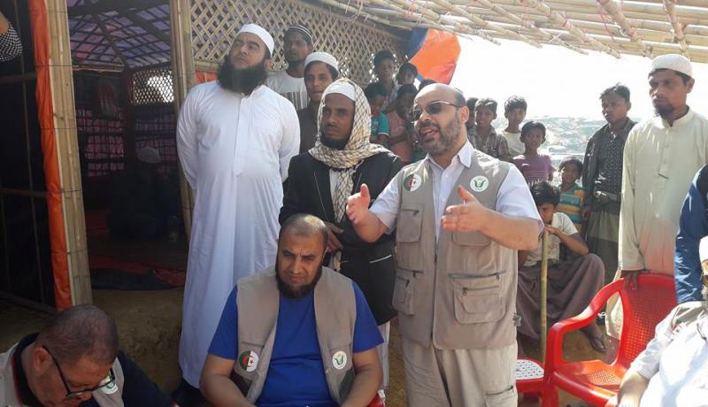 بالصور.. قافلة البركة الجزائرية تواصل تقديم المساعدات لمسلمي الروهينغا