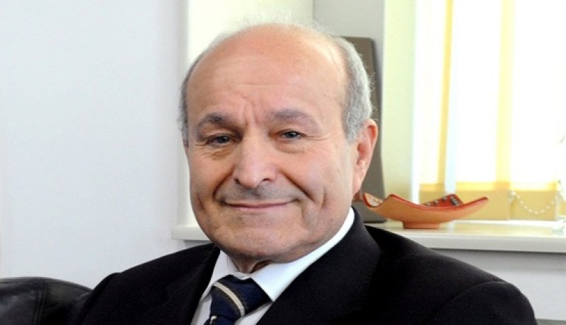 ربراب يحوّل «الخبر» إلى «تراباندو» إعلامي