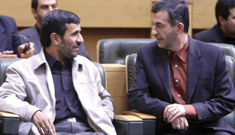 أحمدي نجاد يقيل صهره تحسبا لانتخابات الرئاسة