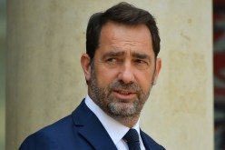 وزير الداخلية الفرنسي: 1500 مخرب اندسوا بين السترات الصفراء لإحداث انزلاقات