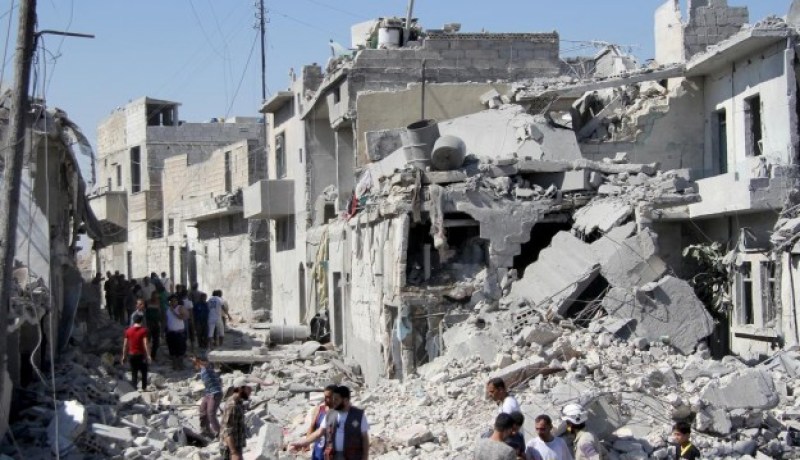 18 قتيلاً في قصف جوي للنظام على حلب شمالي سوريا