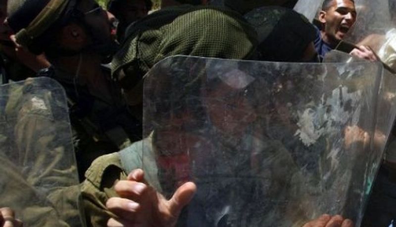 إسرائيلي يقتل اثنين من الفلسطينيين في الضفة الغربية