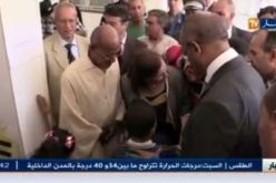 بالفيديو وزراء يشاركون الأطفال بمستشفى بارني فرحة العيد