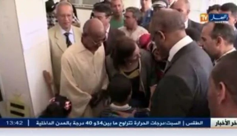 بالفيديو وزراء يشاركون الأطفال بمستشفى بارني فرحة العيد