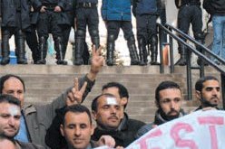 42  ولاية تشارك في احتجاج الأساتذة المتعاقدين