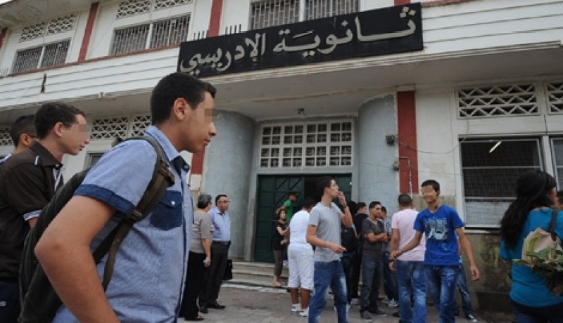 نقابة السنابست تطالب الوزير المكلف بإصلاح الخدمة العمومية التدخل لحل مشكل الخصم من رواتب المضربين