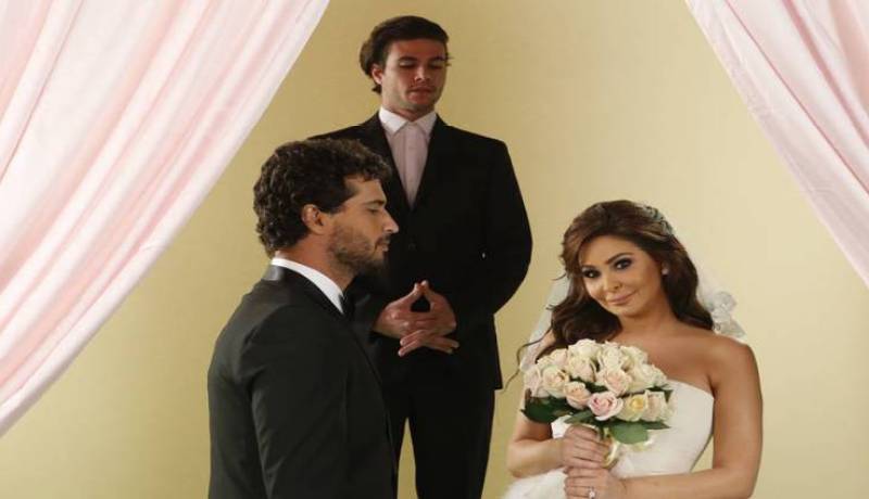 إليسا تطلق كليب حالة حب