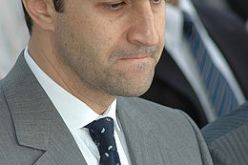 نجل حسني مبارك يصف الجزائريين بالإرهابيين ويغطي على عجز منتخبه بالاتهامات