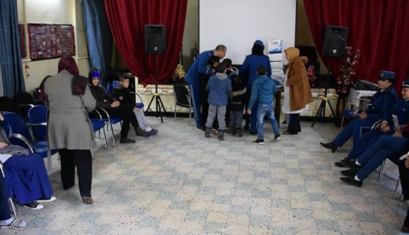 بالصور..أمن الطارف ينظّم زيارة لفائدة الطفولة المسعفة