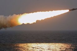 روسيا تطلق صواريخ كاليبر على مواقع داعش من غواصة في البحر المتوسط