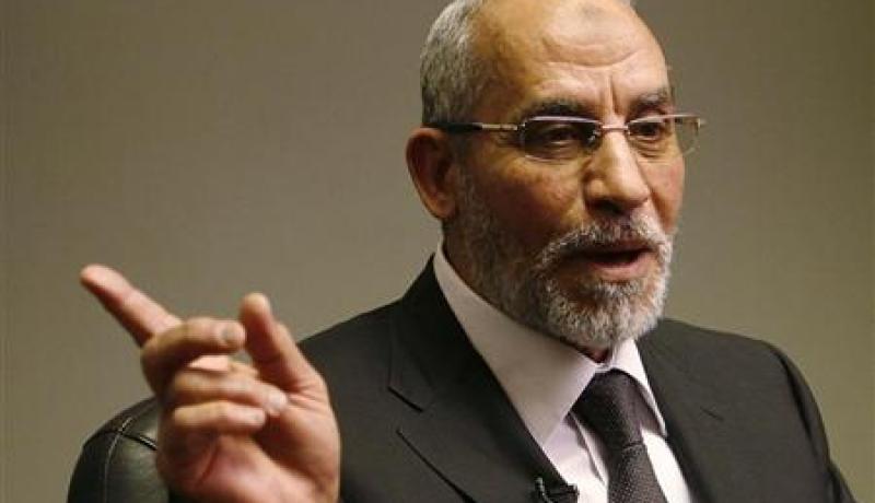 مرشد الاخوان المسلمين يدعو للحوار ويتهم معارضين بالفساد والإجرام