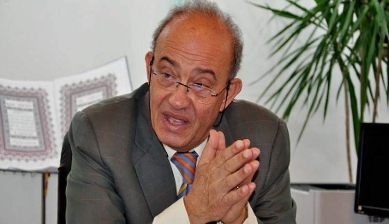 كلية الحقوق بجامعة القاهرة تقرر تعليق الدراسة احتجاجا على سقوط دولة القانون