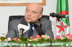 أنا في الجزائر للحديث عن المستقبل وليس عن الماضي