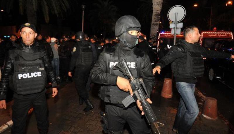 العثور على صاعقين أسفل حافلة الحرس الرئاسي في تونس