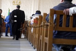 محكمة جنايات وهران تؤجل الفصل في جريمة قتل رجل أعمال لإجراء تحقيق تكميلي