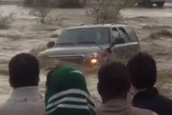 بالفيديو.. السيول تغرق الطائف في السعودية